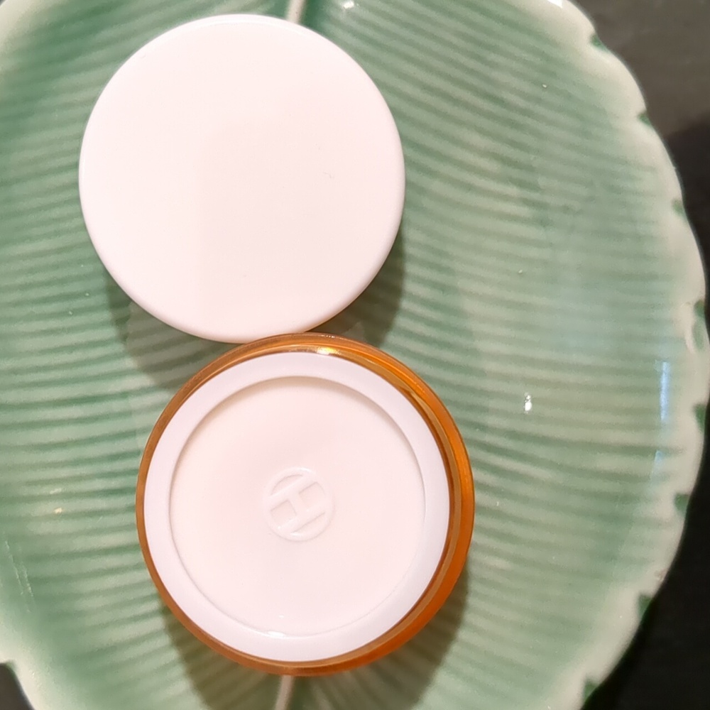 Eye Cream - Picture 3 of 3